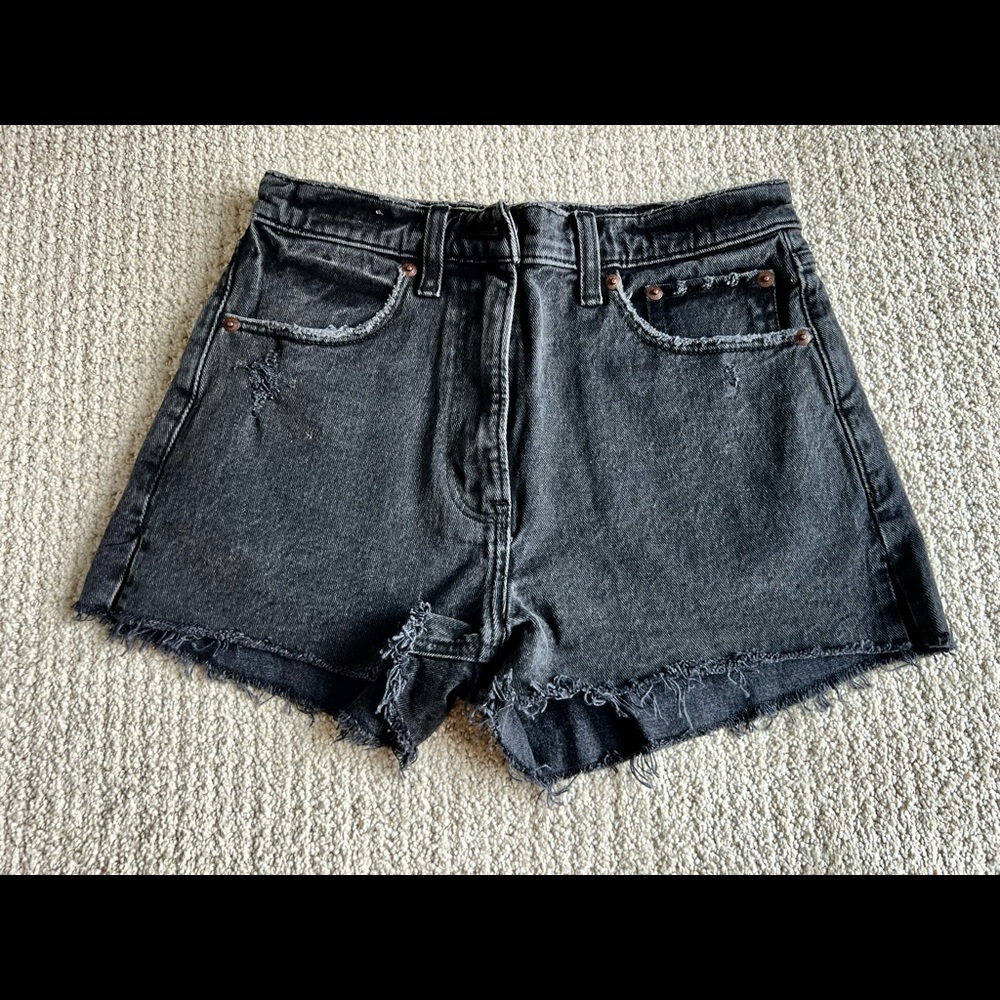 Abercrombie & Fitch High Rise Mom Shorts Sz 26